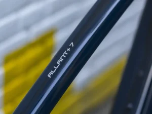 Allant+ 7-Trek Bikes Discount