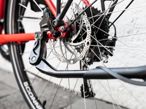 FX 2 Disc Equipped Stagger-Trek Bikes Cheap