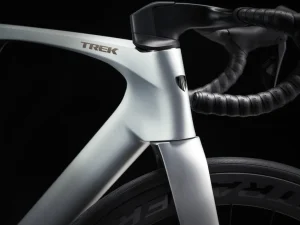 Madone SLR 7 Gen 7-Trek Bikes Store