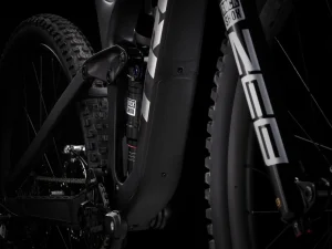 Slash 9.9 XTR Gen 5-Trek Bikes Clearance